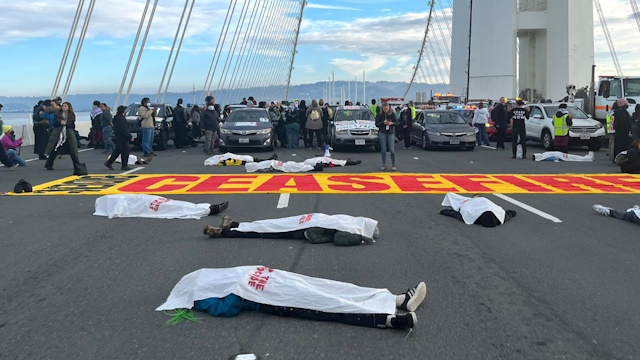 Bay Bridge protest1 S