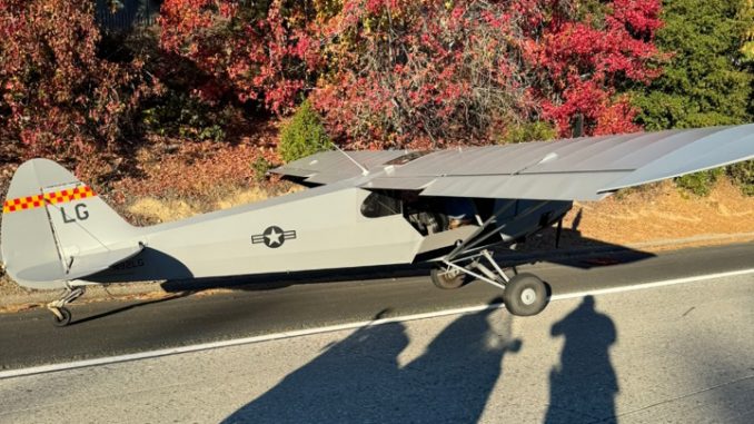 plane land on freeway S