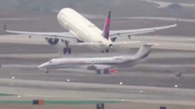 planes near collision S