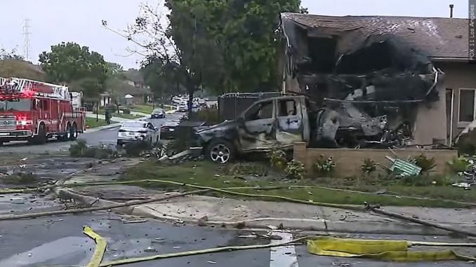 San Diego plane crash1 S